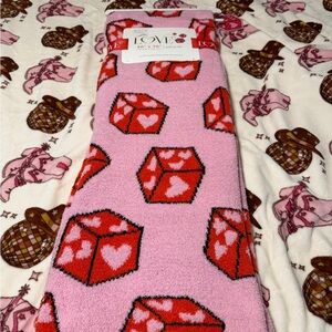 Love Pink and Red Heart Dice Throw Blanket